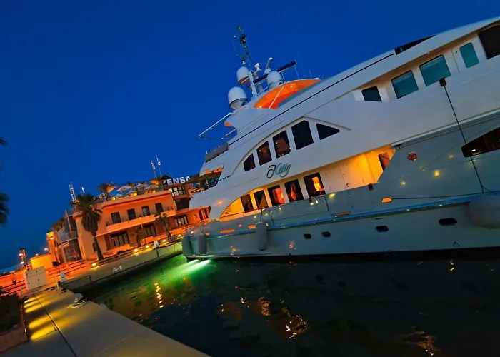 Victoria Vyb * Dénia