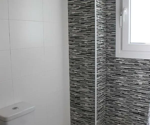 Victoria Vyb Daire Denia